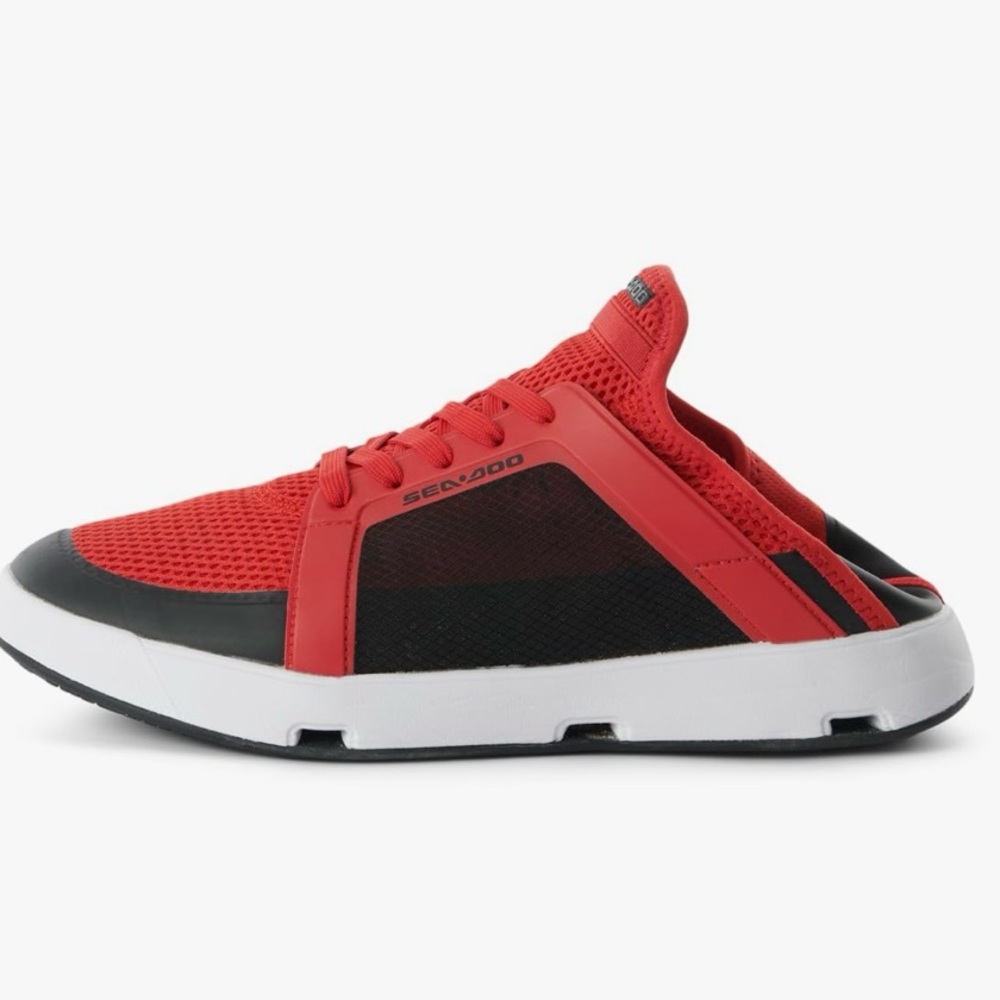 Red and Black Slip-On Sneakers with Modern Design